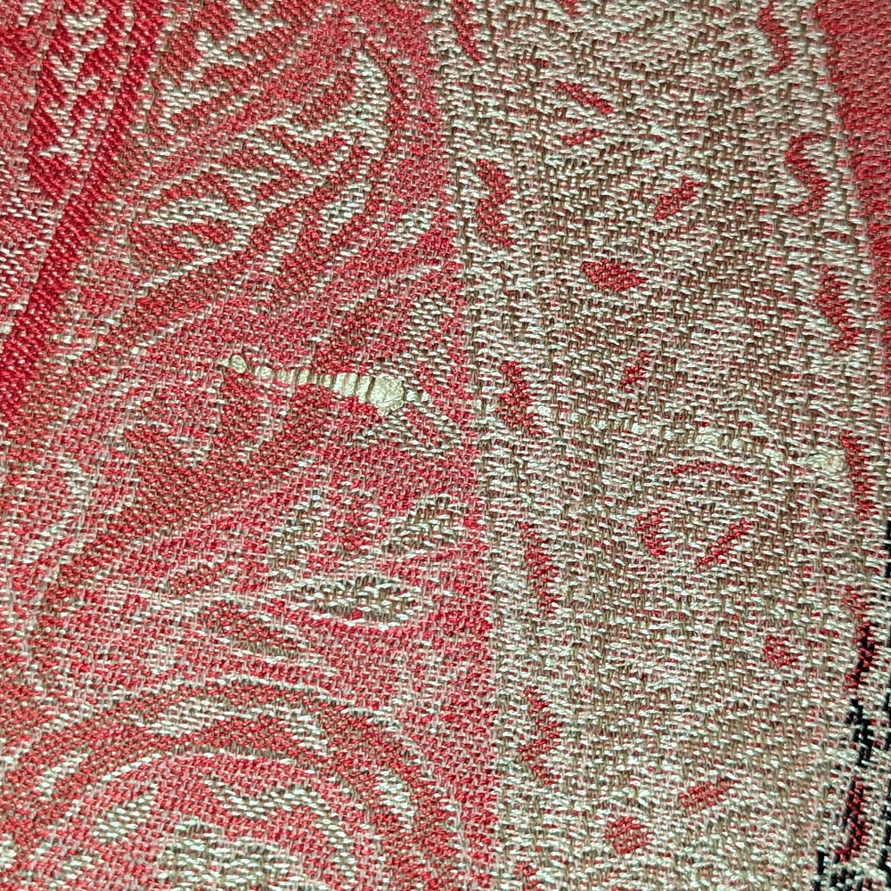 "Pashmina" Wrap - Red, Gold & Black Pattern w/border. Fringe edges. One size - Picture 11 of 11